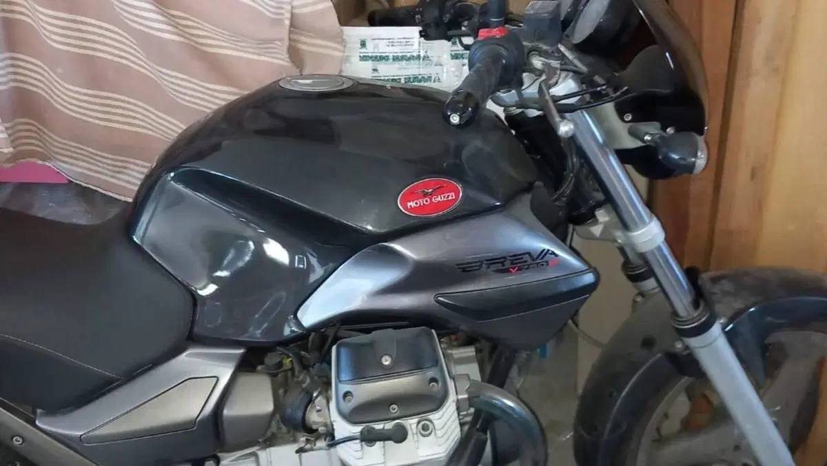 Moto Guzzi Breva V 750 i.e.  (4)