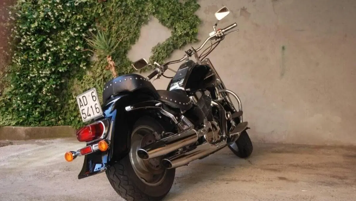 Suzuki VL 1500 Intruder 