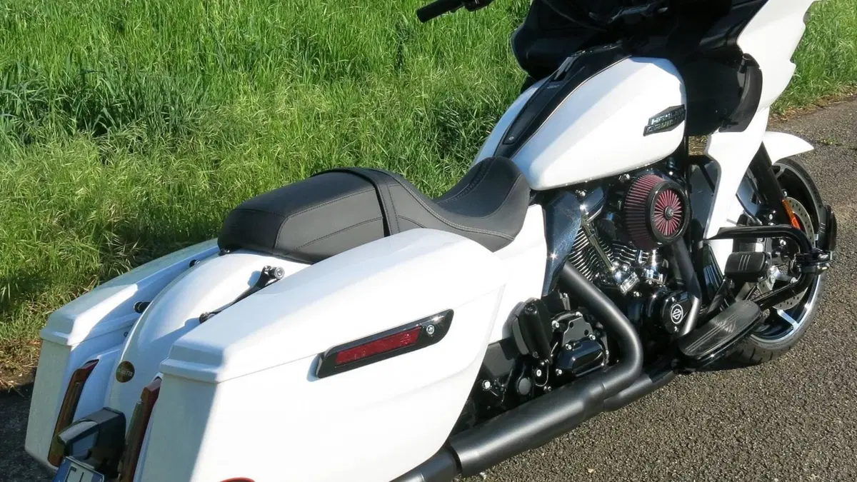 Harley-Davidson Road Glide (2024 - 26)  (7)