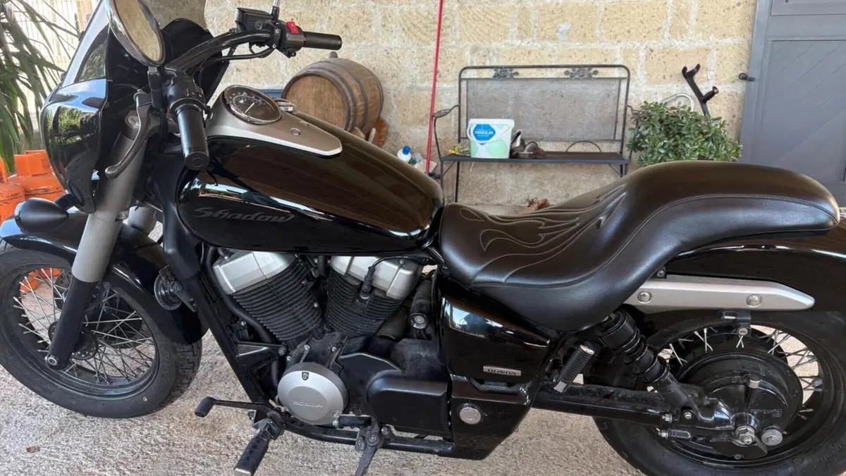 Honda VT 750 Shadow Black Spirit (2007 - 16)  (2)