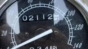 Suzuki Marauder GZ 250  (5)