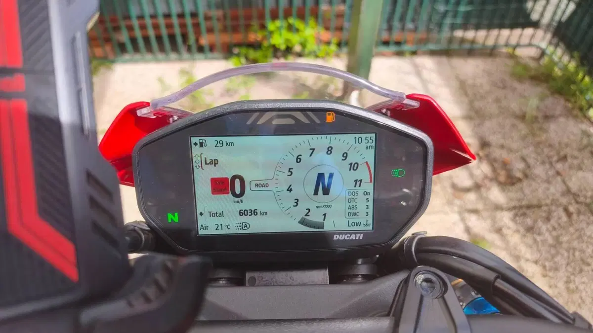 Ducati Monster 937 SP (2023 - 25)  (11)