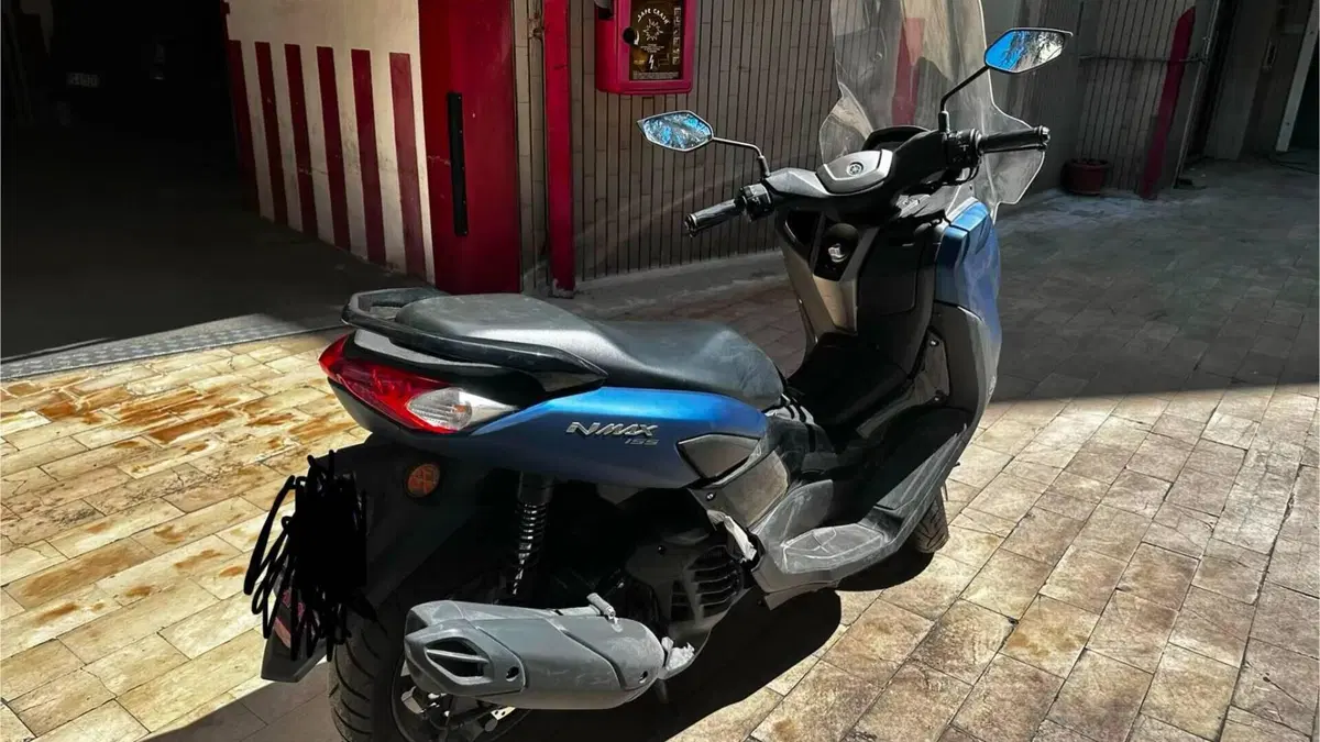 Yamaha N-Max 155 (2022 - 25)  (3)