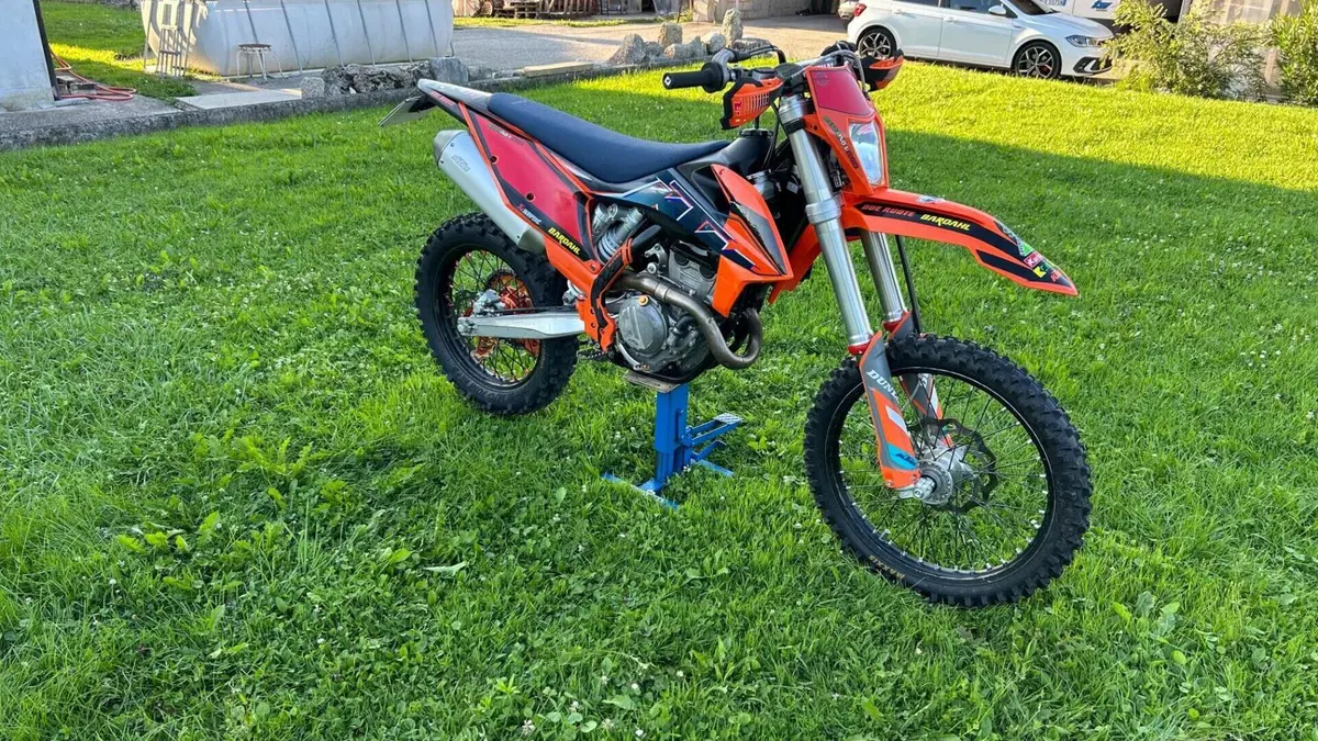 KTM 250 EXC-F (2022) 