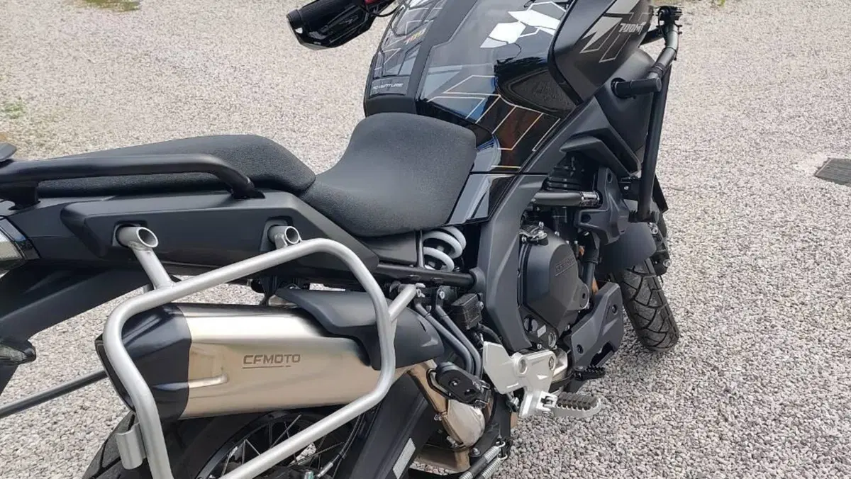CFMOTO 700MT Adventure (2025 - 26)  (3)