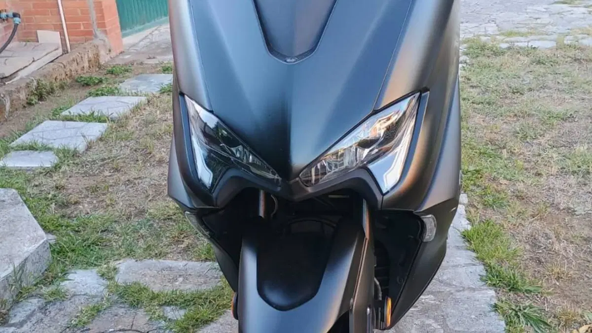 Yamaha T-Max 560 (2020 - 21)  (5)