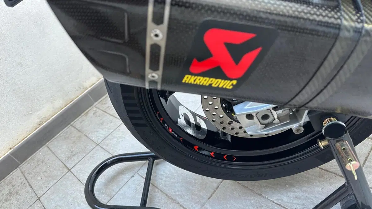 Aprilia RS 660 Factory (2025 - 26)  (13)