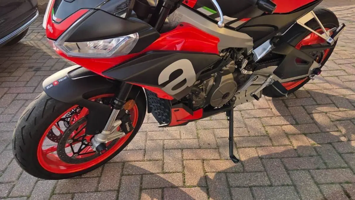 Aprilia Tuono 660 (2021 - 25)  (5)