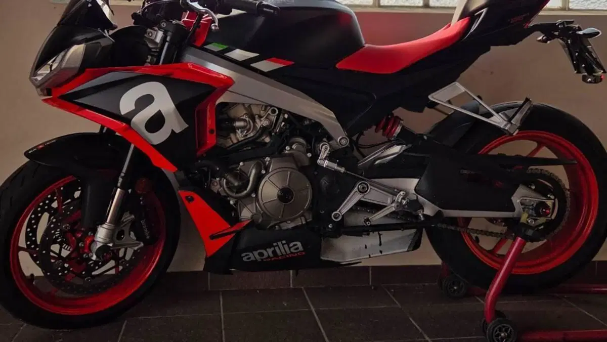 Aprilia Tuono 660 (2021 - 25)  (13)