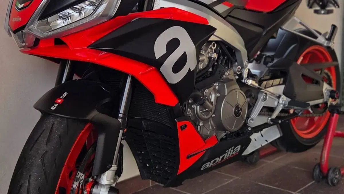 Aprilia Tuono 660 (2021 - 25)  (14)