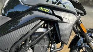 CFMOTO 300NK (2021 - 26)  (7)