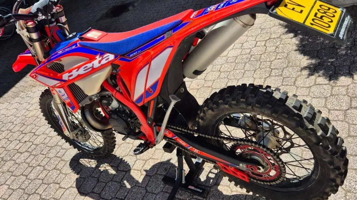 Betamotor RR 300 2T Enduro Racing (2021)  (4)