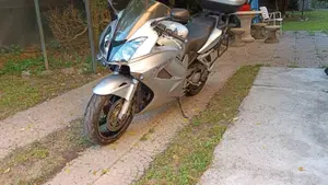 Honda VFR 800 (2002 - 05)  (3)