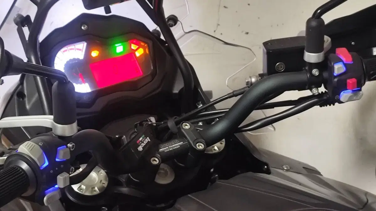 Benelli TRK 502 (2021 - 25)  (4)