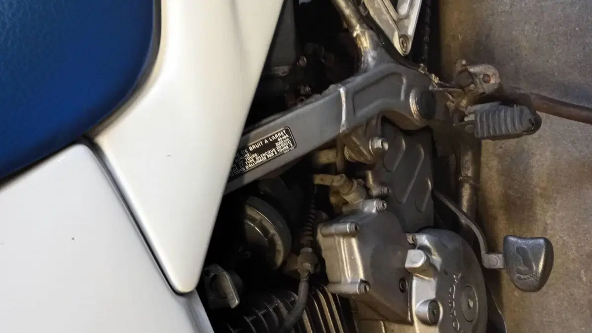 Honda NX 650 Dominator (1991 - 95)  (5)
