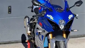 Suzuki GSX-R1000R Anniversary (2020)  (3)