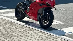 Ducati Panigale V4 (2022 - 24)  (3)