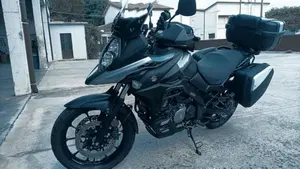 Suzuki V-Strom 650 (2021 - 25)  (2)