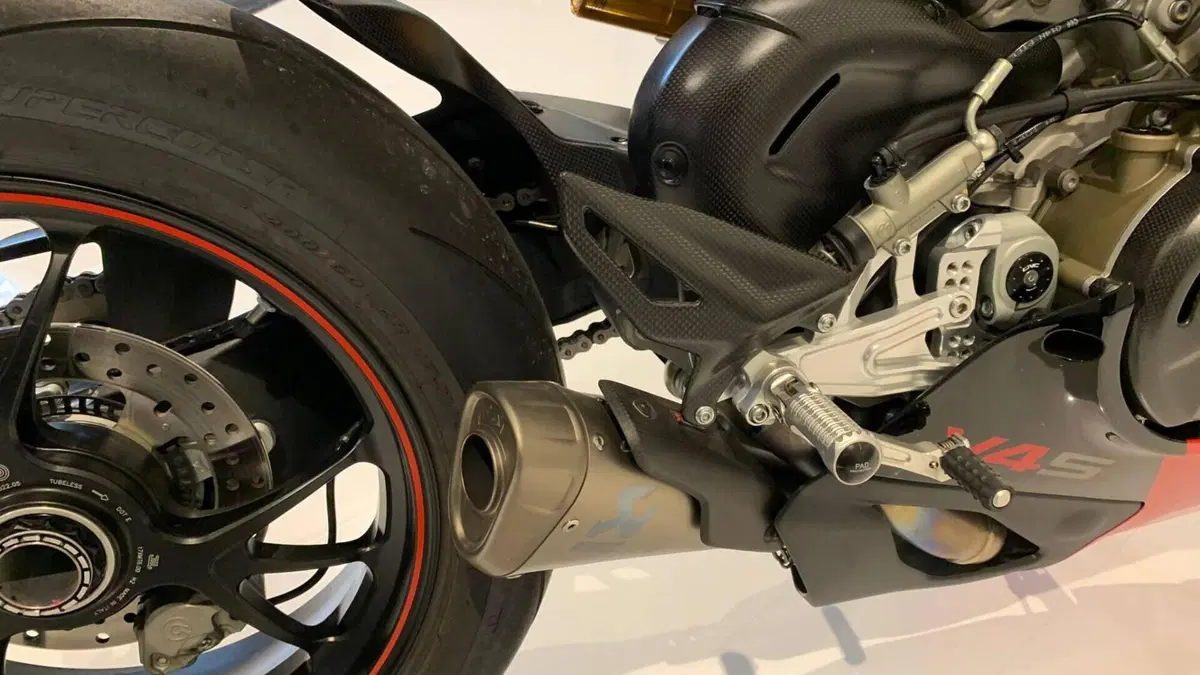 Ducati Panigale V4 S 1100 (2018 - 19)  (4)