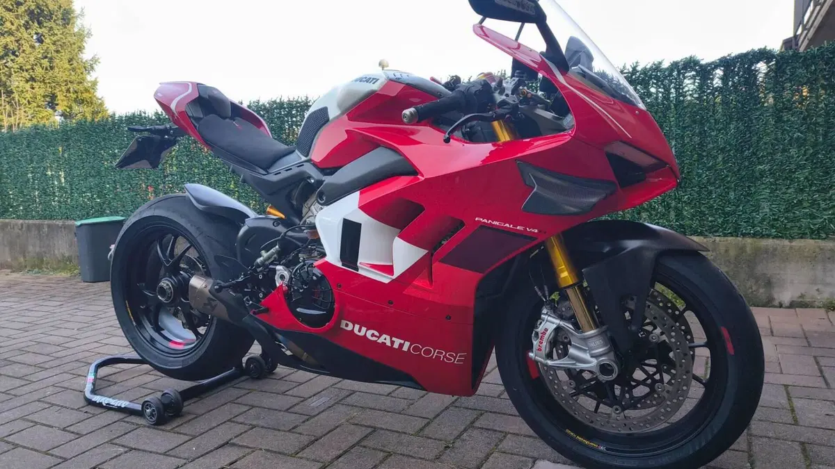 Ducati Panigale V4 R 1000 (2019 - 20)  (3)
