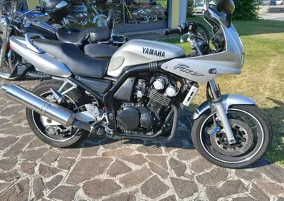 Yamaha FZS 600 Fazer S (2000 - 04) - Annuncio 10040816