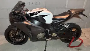 Honda CBR 1000 RR Fireblade (2008 - 11) 