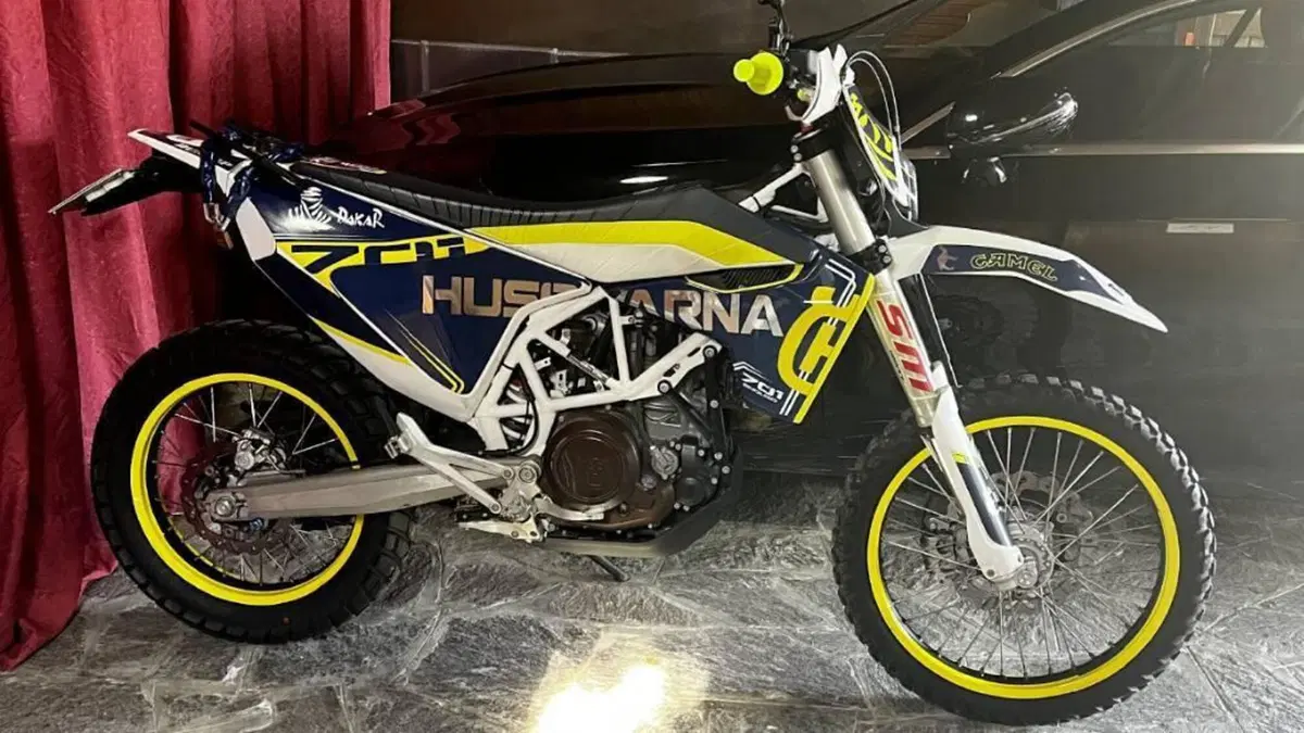 Husqvarna 701 Enduro (2016) 