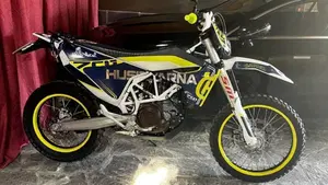 Husqvarna 701 Enduro (2016) 