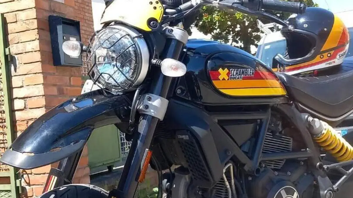 Ducati Scrambler 800 Desert Sled (2017 - 20)  (4)