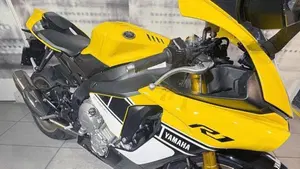 Yamaha YZF R1 60th Anniversary (2015 - 16)  (4)