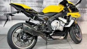 Yamaha YZF R1 60th Anniversary (2015 - 16)  (8)