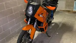 KTM 990 Adventure (2006 - 08) 