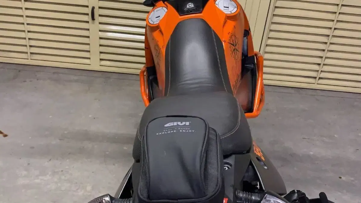 KTM 990 Adventure (2006 - 08)  (5)