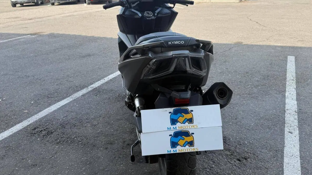 Kymco AK 550 (2020)  (4)