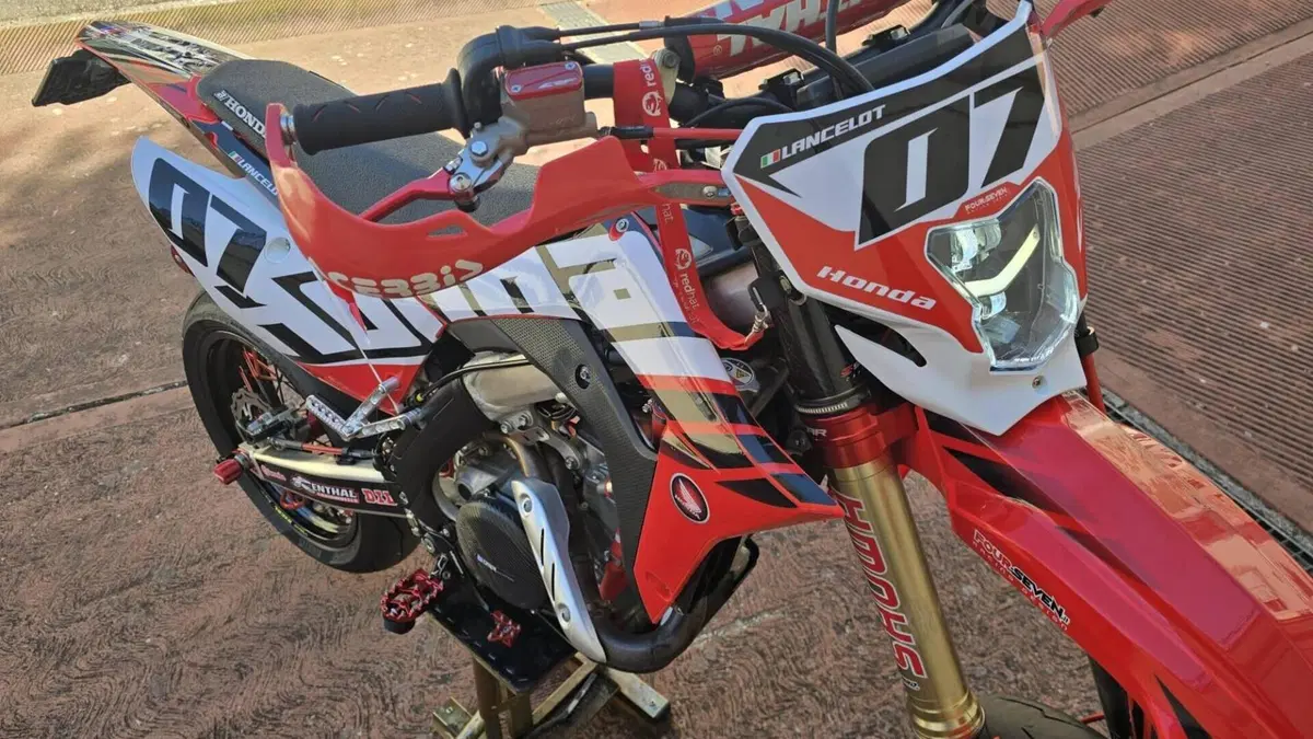 Honda CRF 450RX Enduro (2019)  (12)