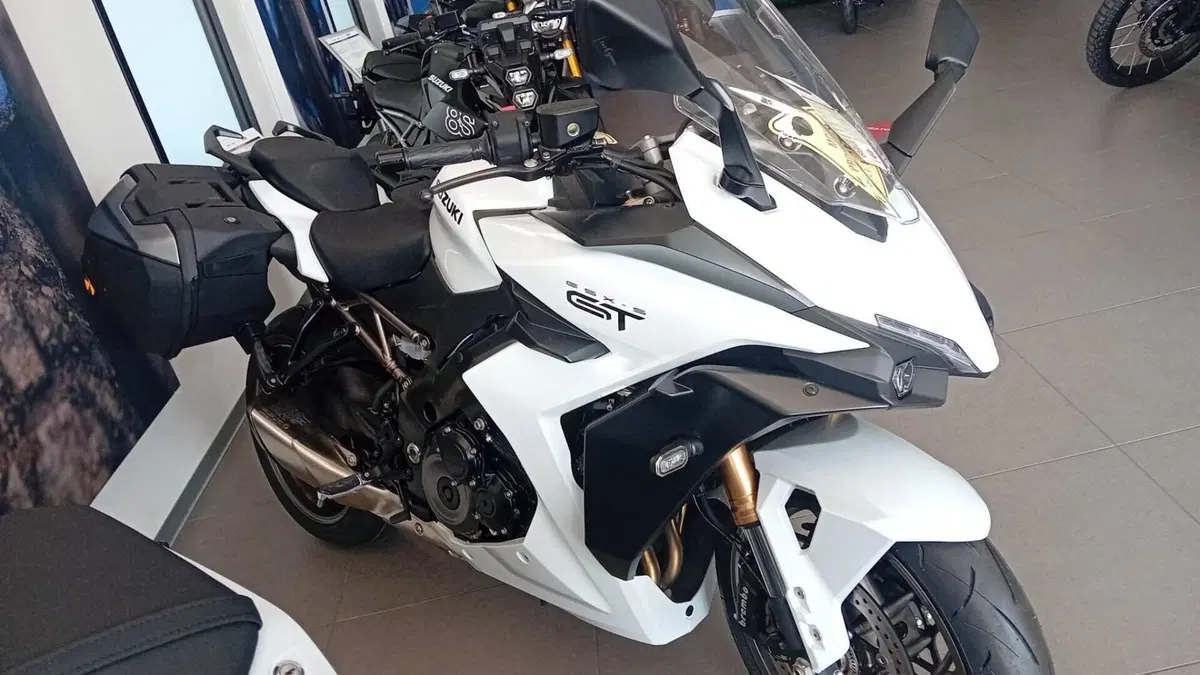 Suzuki GSX-S1000GT (2025 - 26)  (5)