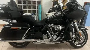 Harley-Davidson 114 Road Glide Ultra (2019) - FLTRXU 