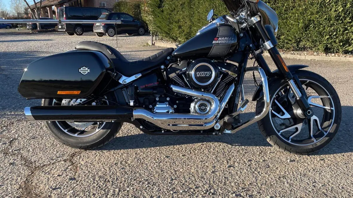 Harley-Davidson Sport Glide (2021 - 25) 