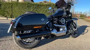 Harley-Davidson Sport Glide (2021 - 25)  (2)