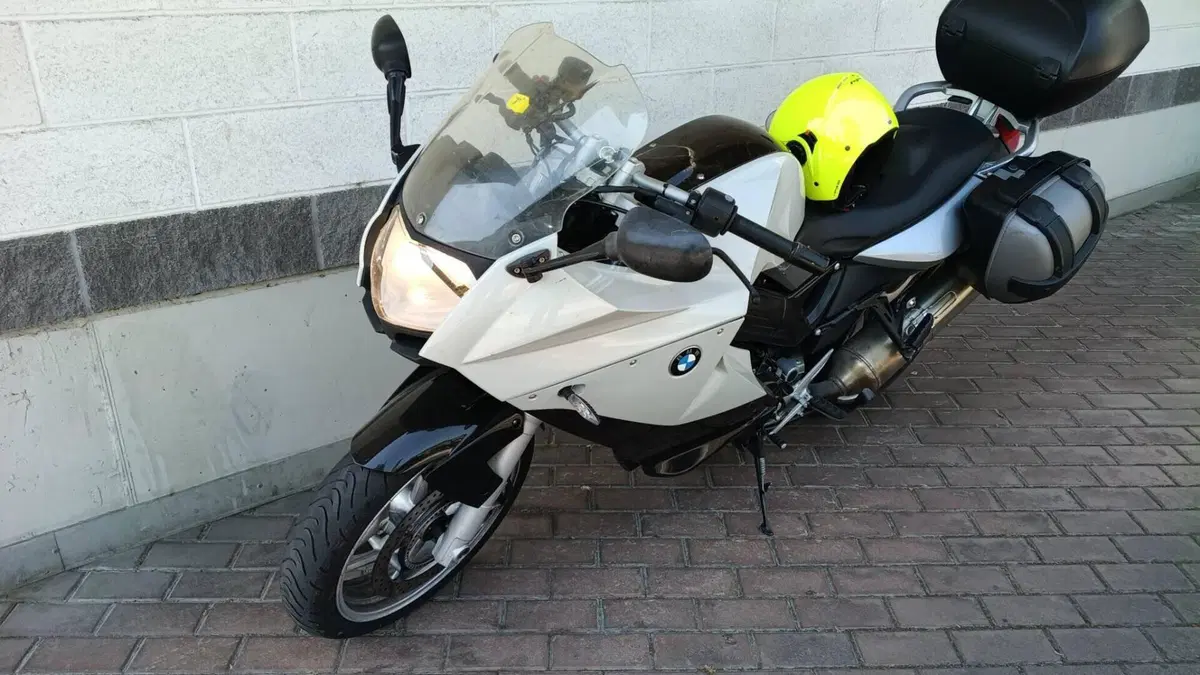 Bmw F 800 ST  (3)