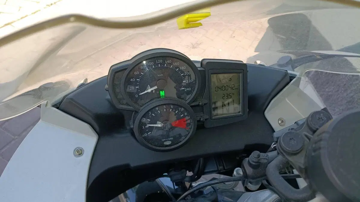 Bmw F 800 ST  (4)