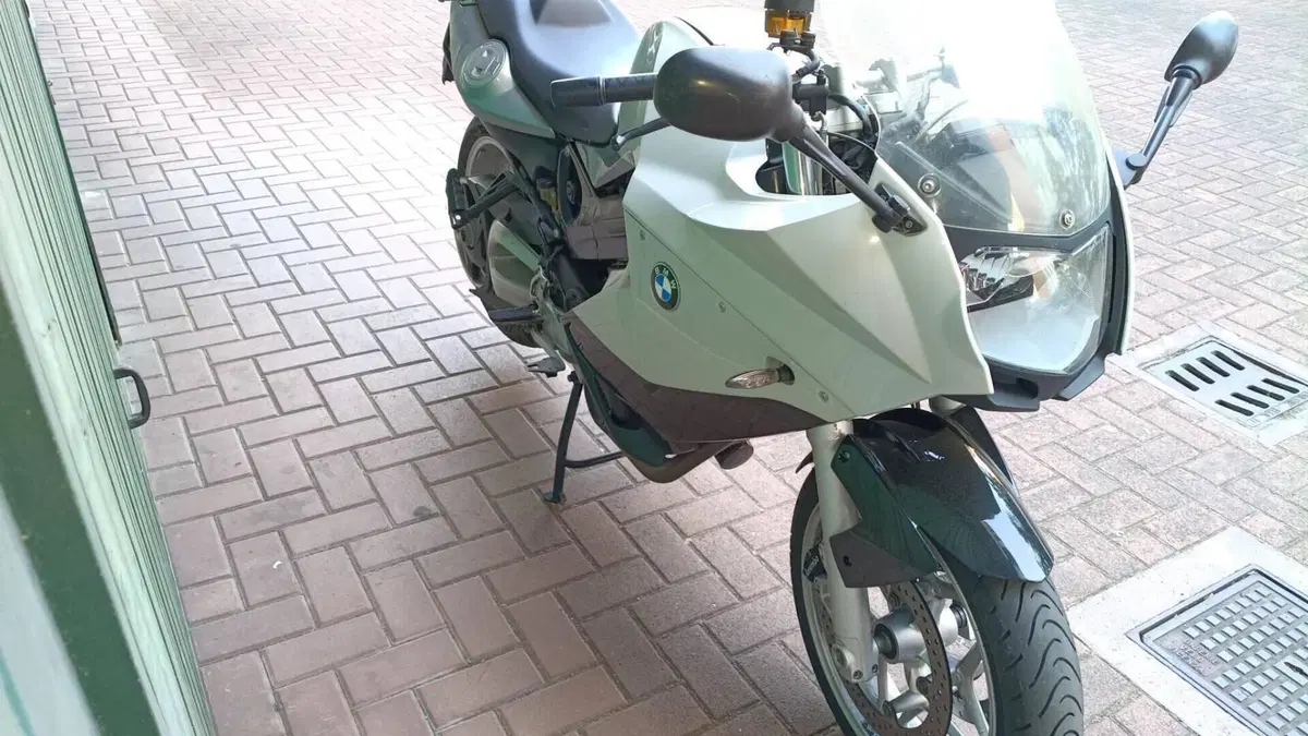 Bmw F 800 ST  (12)