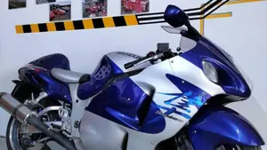 Suzuki GSX 1300 R Hayabusa (1999 - 06)  (2)