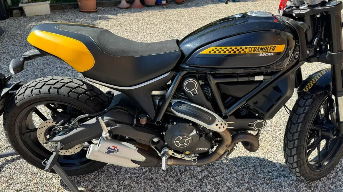 Ducati Scrambler 800 Full Throttle (2015 - 16)  (3)