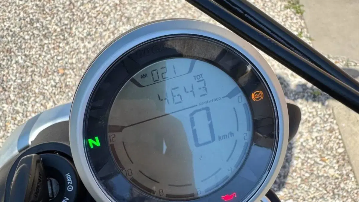 Ducati Scrambler 800 Full Throttle (2015 - 16)  (4)