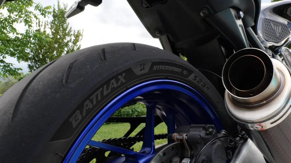 Yamaha MT-09 SP (2021 - 23)  (5)