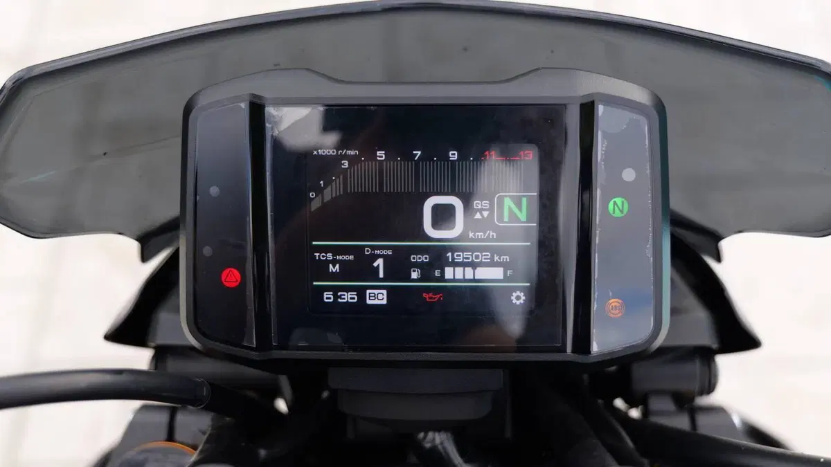 Yamaha MT-09 SP (2021 - 23)  (3)