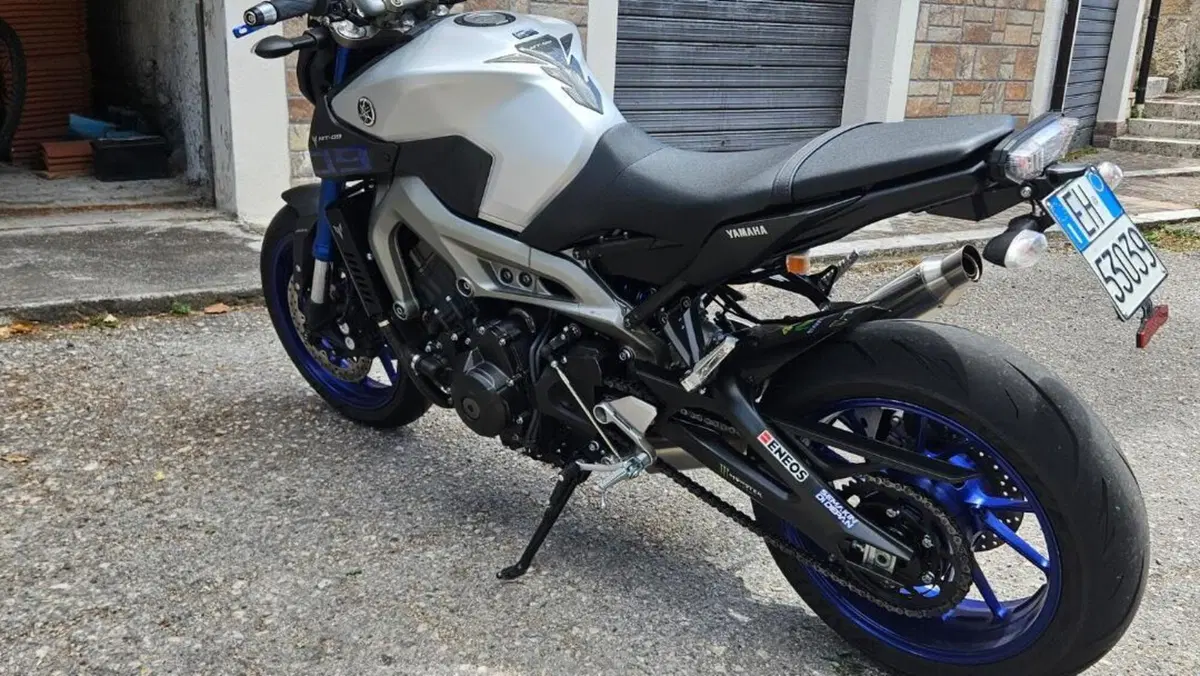 Yamaha MT-09 ABS (2016)  (3)