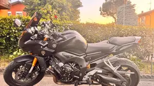 Yamaha FZ1 Fazer (2006 - 16)  (4)