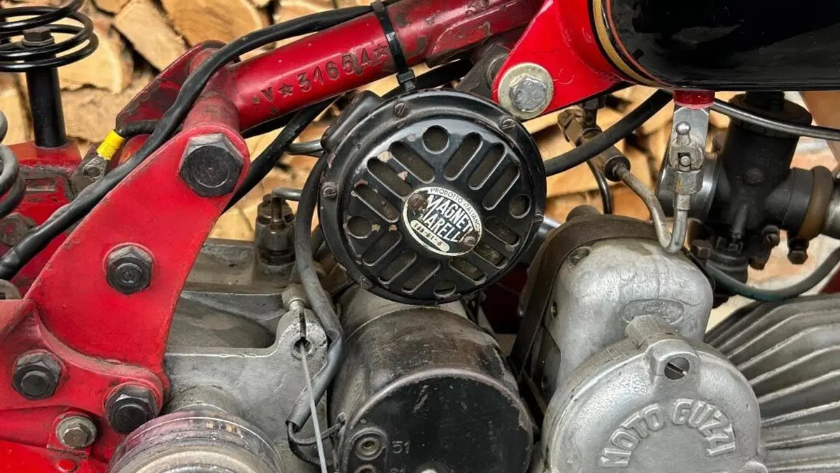 Moto Guzzi   (6)
